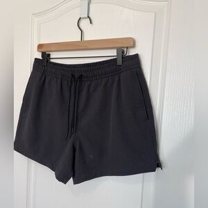 Abercrombie & Fitch Men’s Dark Gray Relaxed Stretch Shorts
